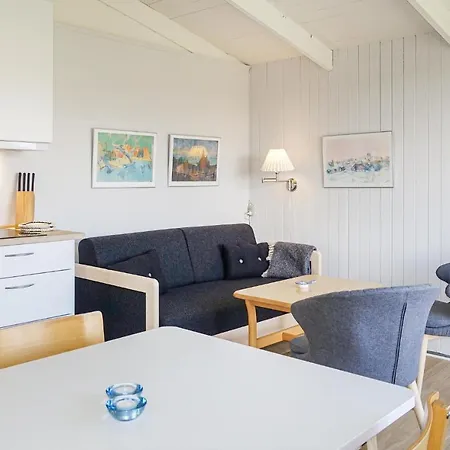 Awesome In With 1 Bedrooms, Wifi And Outdoor Swimming Pool アリンエ